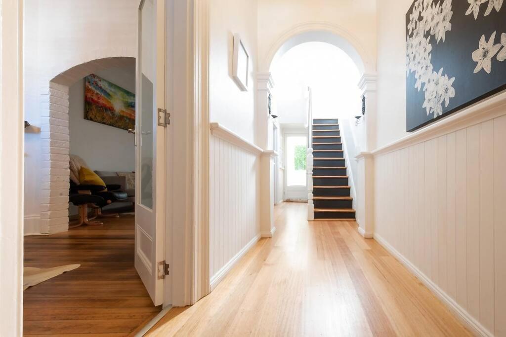 Historic Beauty In The Cbd! Parking And Wifi Apartamento Launceston Exterior foto